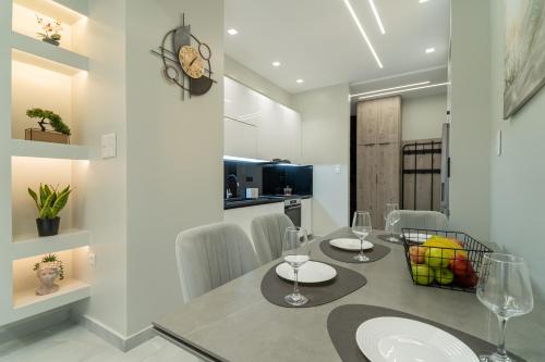 Sav's Luxury Suite-Korydallos