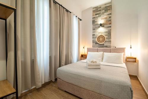 Central Monastiraki 2BR Urban Boho