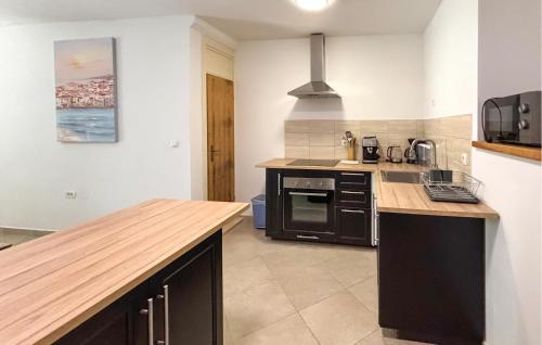 Nice Home In Labin With Wifi