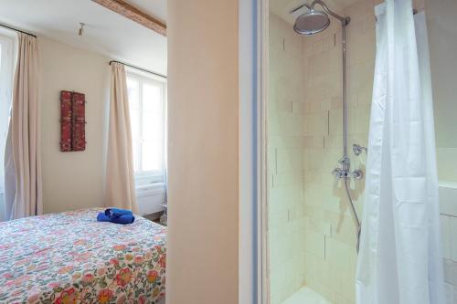 2-bedroom apartment in the heart of Marseille
