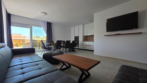 AZUREA Deluxe Apartments