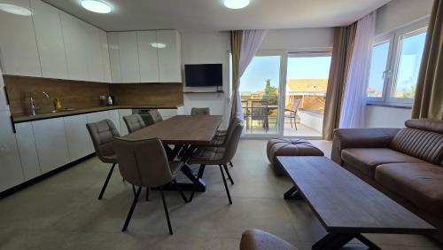 AZUREA Deluxe Apartments