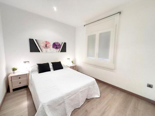 Appartement rénové front de mer à Roses, climatisation et ascenseur
