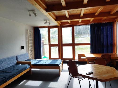 Appartement duplex, animaux OK - 6 pers., vue sur pistes - FR-1-411-603