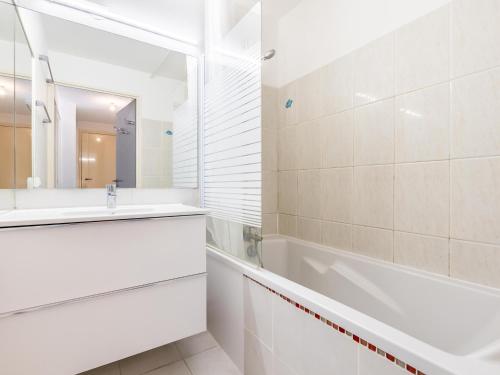 Appartement de 47m² avec terrasse face à la mer, 6 personnes - FR-1-472A-226