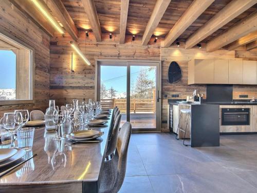 Chalet neuf avec jacuzzi et sauna