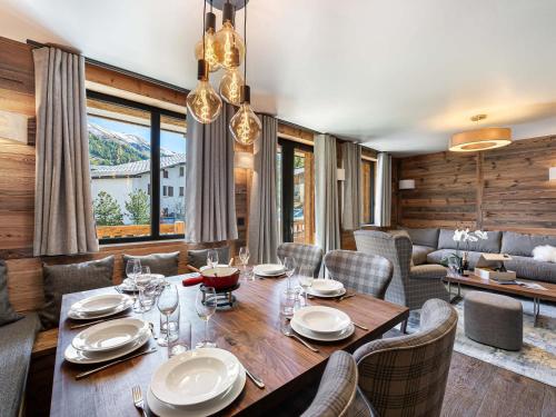 Appartement spacieux de 100m² pour 8 pers., 4 chambres, Val d'Isère - Cheminée, parking, animaux admis