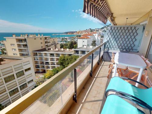 Superbe 2P avec terrasse, climatisation et vue mer à Menton