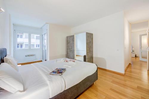 Locarno Place