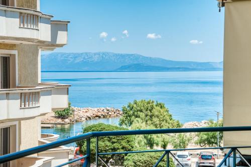 Domus Omnia Chios Town Home