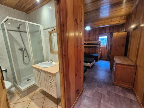 Grand appartement rénové 14 pers, sauna, animaux acceptés