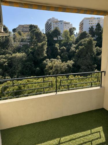 Charming, quiet two-bedroom apartment, parking, and beautiful view