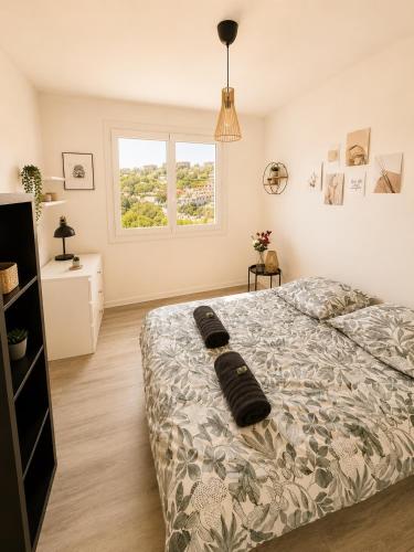 Charming, quiet two-bedroom apartment, parking, and beautiful view