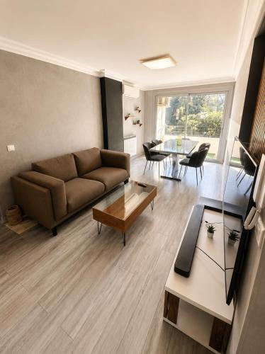 Charming, quiet two-bedroom apartment, parking, and beautiful view
