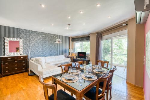 Domus Omnia Chios Town Home