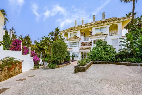 PENTHOUSE SEA VIEWS IN MARBELLA GOLDEN MILE, Puente Romano Area photo 37
