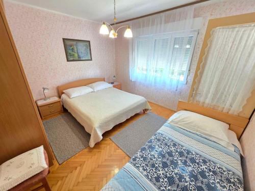 Apartment in Crikvenica 5484