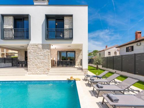Detached Holiday Villa for 6