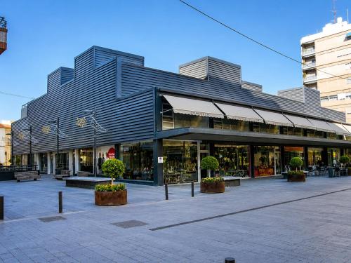 Modern City Stay for 2 in Alicante