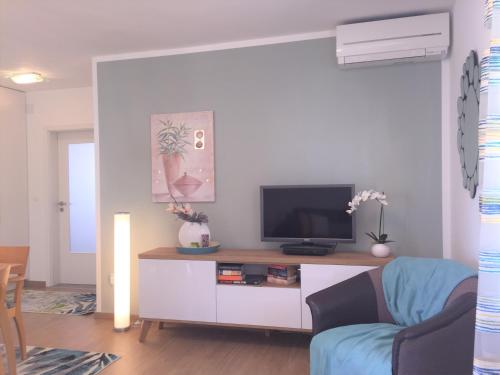 Villa Adriana Luxury Seashore Apartments