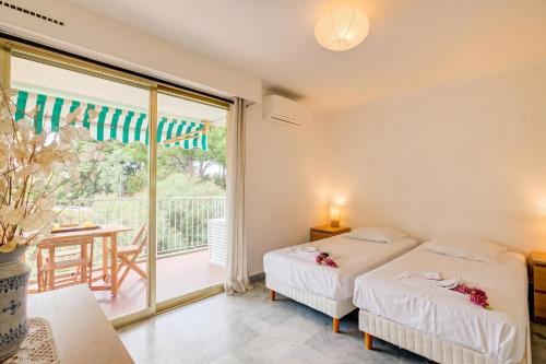 L'Ermitage - Apartment with Terrace - Happy Rentals