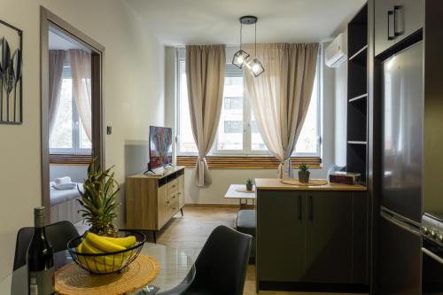 S&K Luxury Suites 1