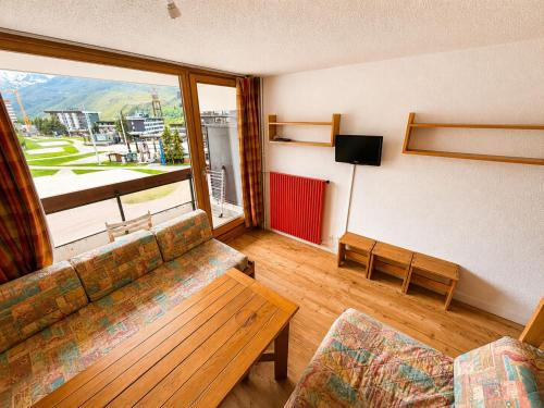 Studio 4 pers au pied des pistes avec balcon, animaux acceptés aux Menuires - FR-1-452-213