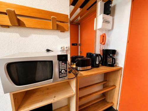 Studio 4 pers au pied des pistes avec balcon, animaux acceptés aux Menuires - FR-1-452-213