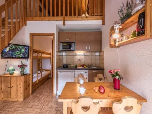 Studio Chamonix 5 pers, balcon, parking, animaux ok - FR-1-517-45 photo 1