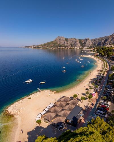 Mendula Beach Escape