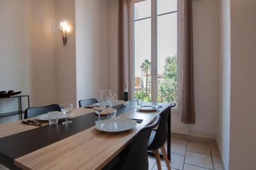 Bright 2-Bedroom Apartment - La Libération