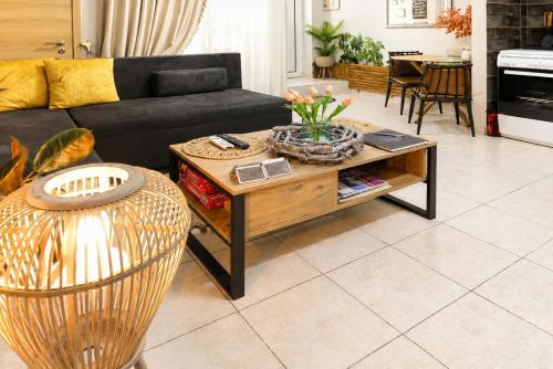 IRIS COZY HOUSE by Evagelias Homes Volos
