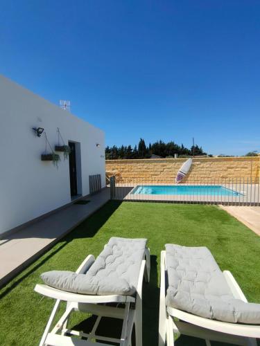 Casa MJ ROCHE