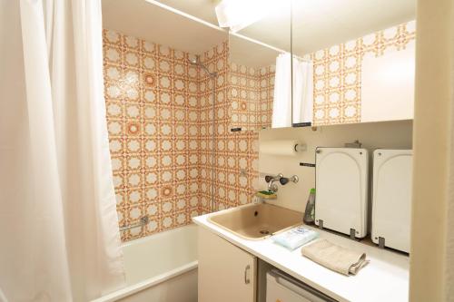 Studio 10 Rhine View - Quiet and Cozy - 10min walk to City Center, 15min to Main Station