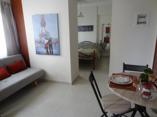 Danush Home