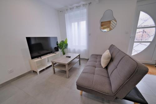 The Rémois triplex