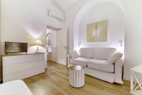 Next to Vatican Museum Luxury Flat