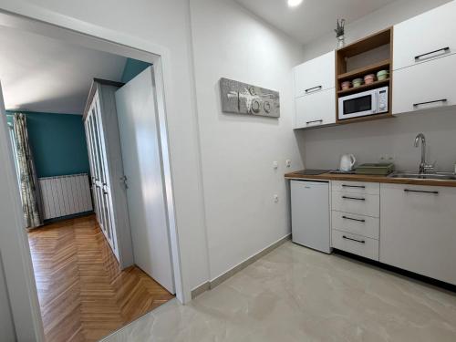 Beachfront Filip Apartment