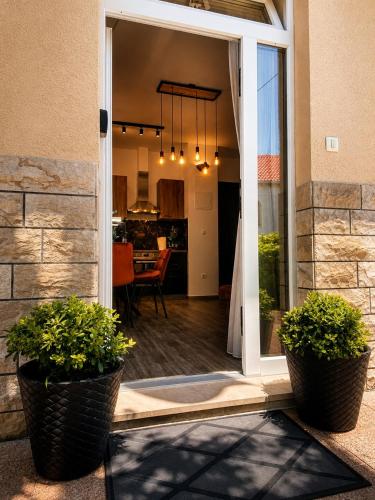 LA2 luxury apartment near Bacvice beach