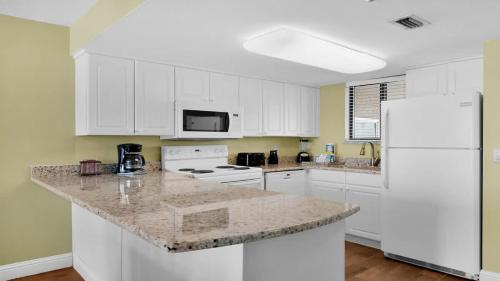 SunDestin Resort Unit 1516 photo 6