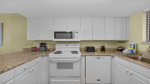 SunDestin Resort Unit 1516 photo 13