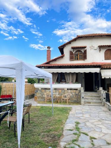 Nazli Garden House