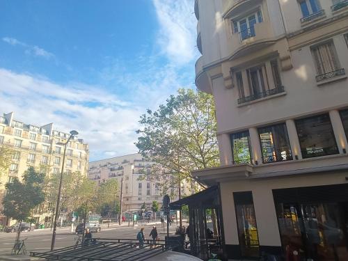 Paris, Neuilly près des Champs-Elysées