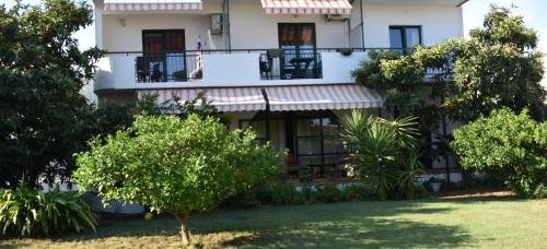 Trogirsunset Apartments - since 2000