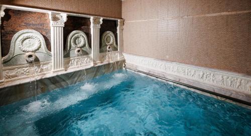 Πισίνα στο ή κοντά στο Hotel Hamam