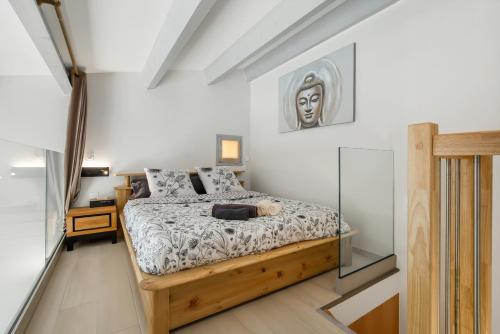 Grand duplex T3 les Estivales proche naturiste