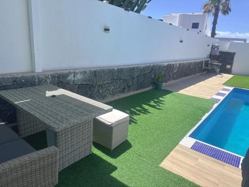 VILLA ToNY