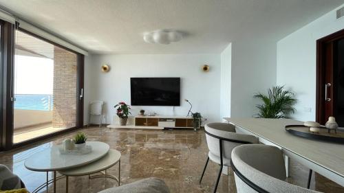 Large beachfront apartmen mediterranean views