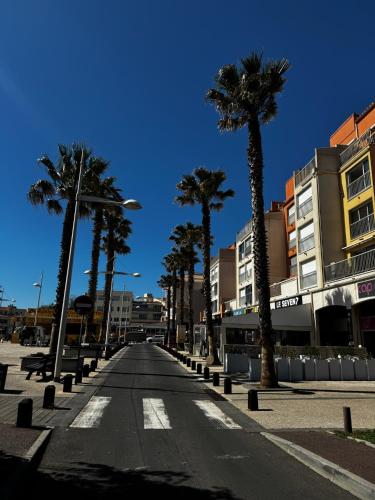 T2 a proximité immédiate de la plage et des commerces du Cap d'Agde