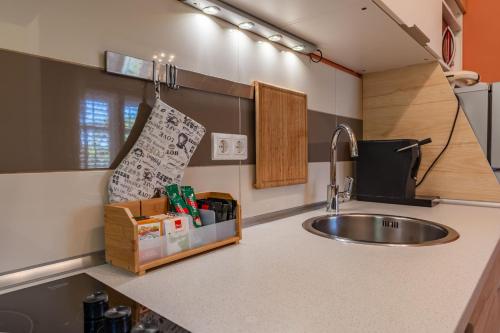Apartment Dado